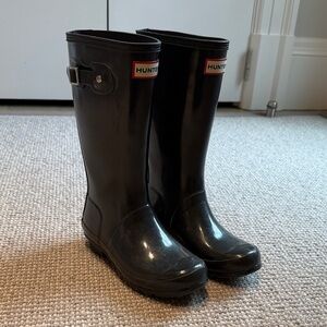 Hunter Classic Dark Navy Waterproof Boots